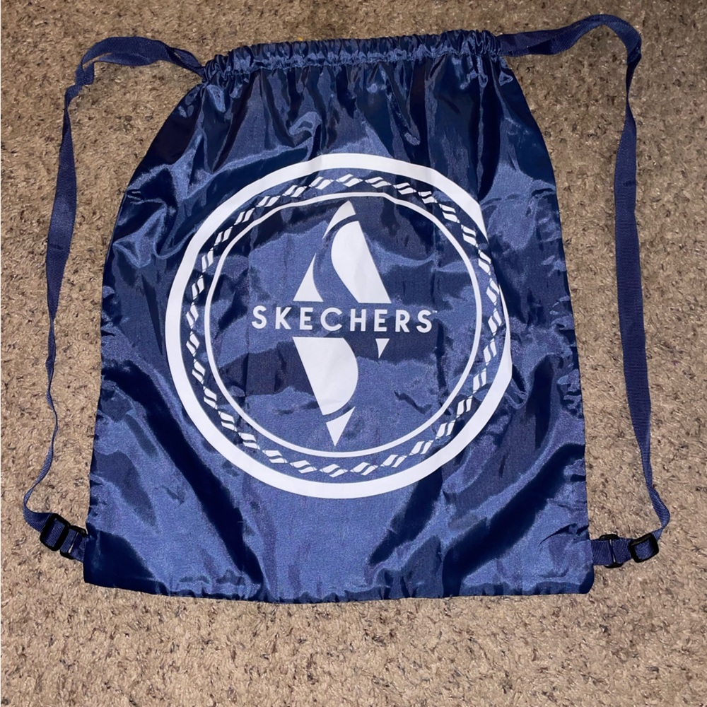 Sketchers pull string backpack - Picture 2 of 4